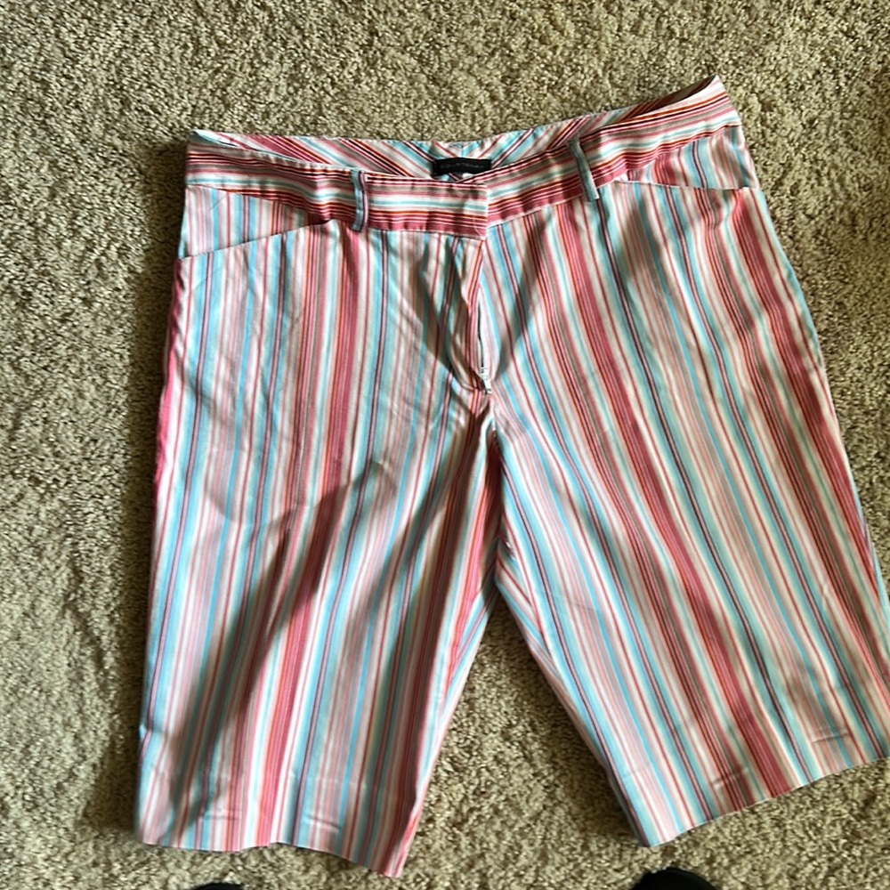Size 14 walking shorts very cute. Worn one time.